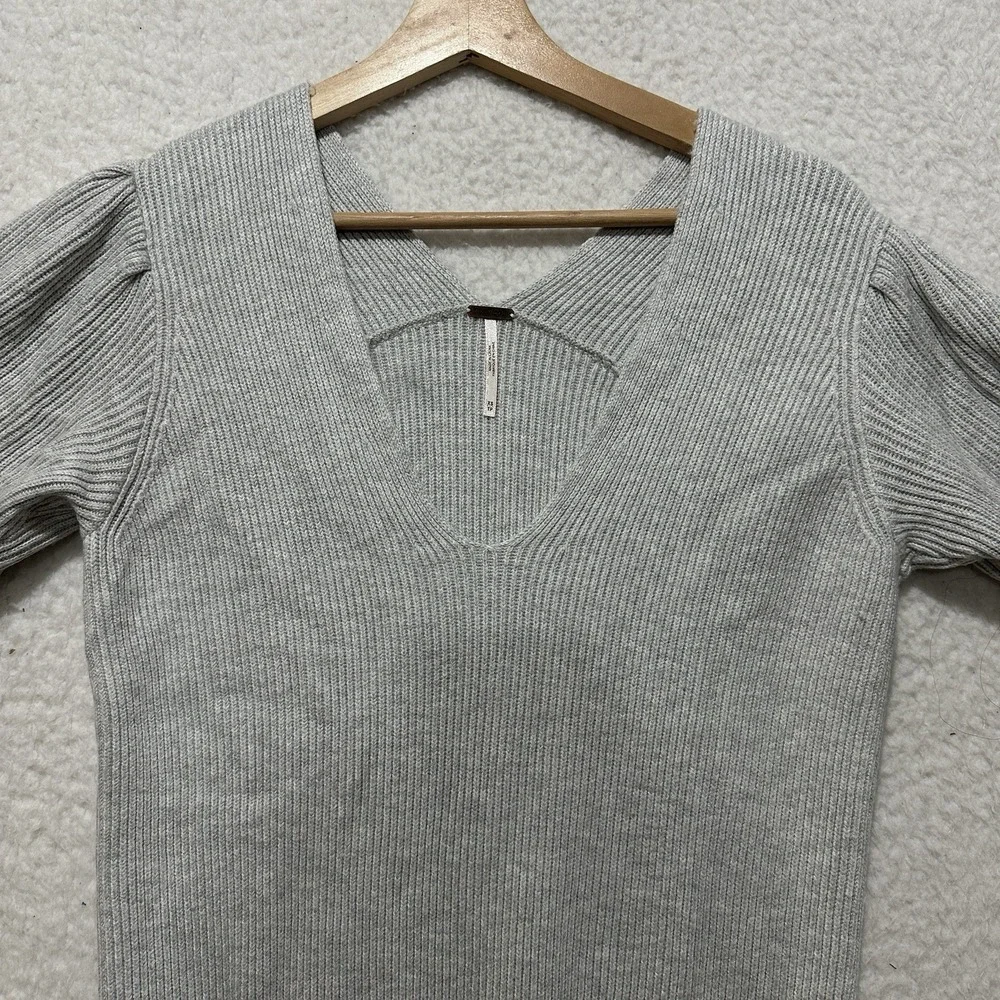 FREE PEOPLE Sweater Light Gray Allure Slouchy V-Neck Ribbed Pullover Size‎ XS